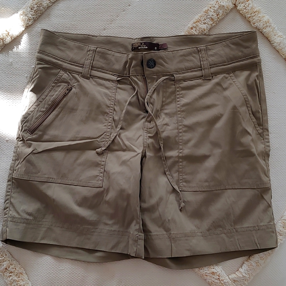 Prana 7" inseam shorts